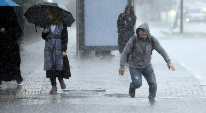 Perşembe günü 41 şehir yağışlı